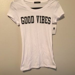 Juniors GOOD VIBES T-Shirt